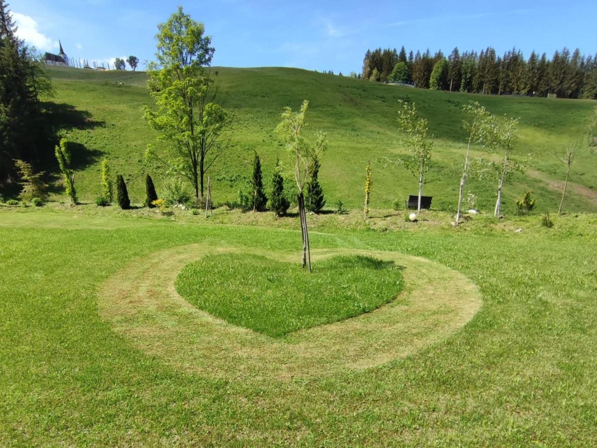 Gasthof Klug Zum Ehrensepp Modriach Bagian luar foto
