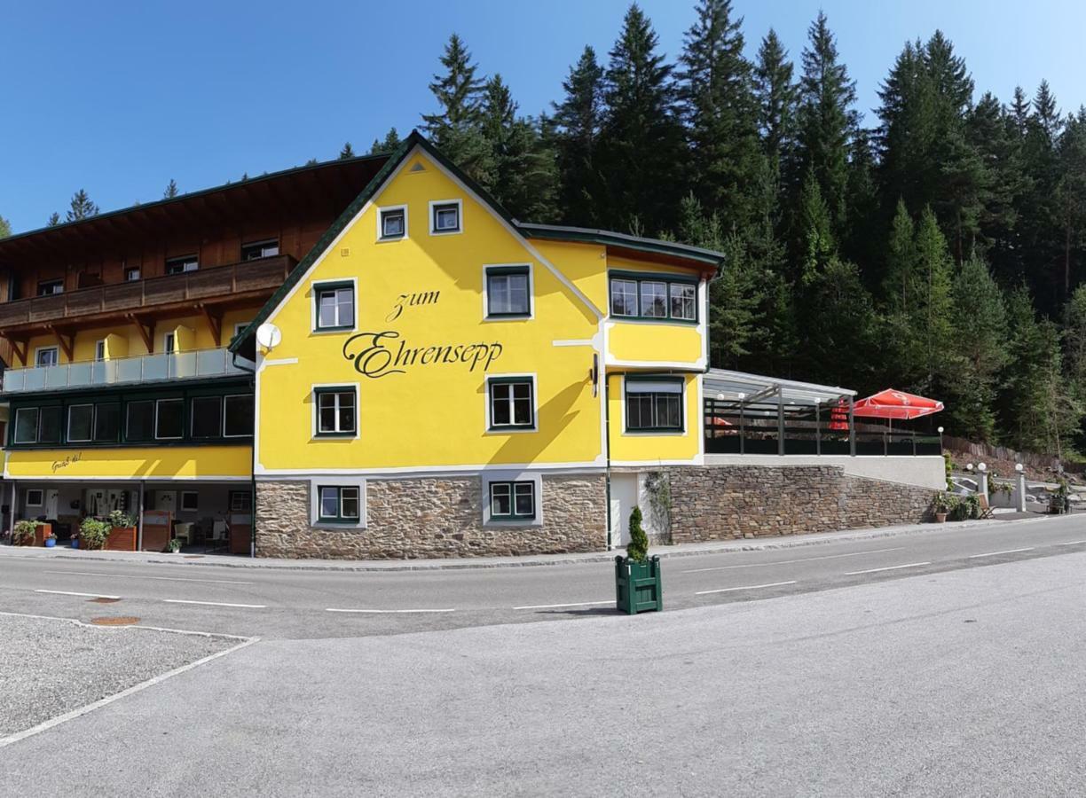 Gasthof Klug Zum Ehrensepp Modriach Bagian luar foto